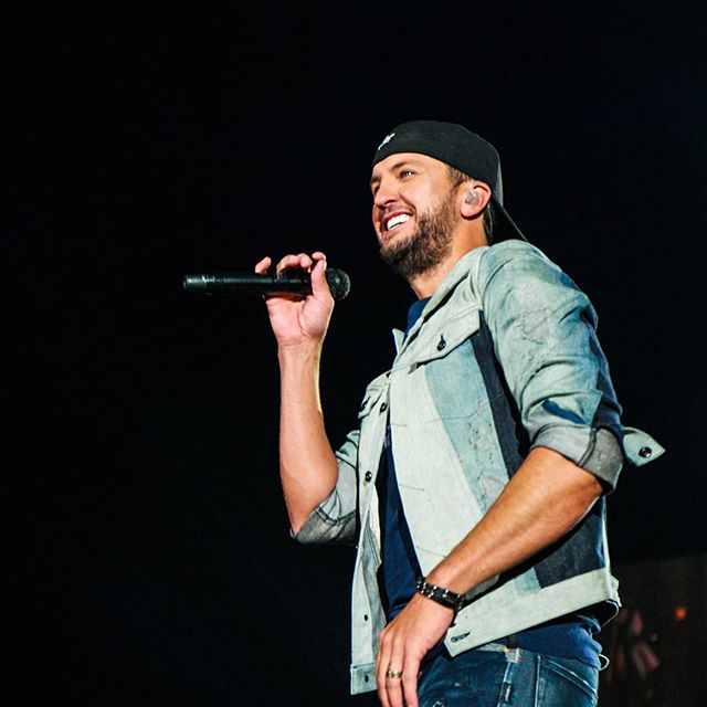 12907374_190852117968660_996522029_n