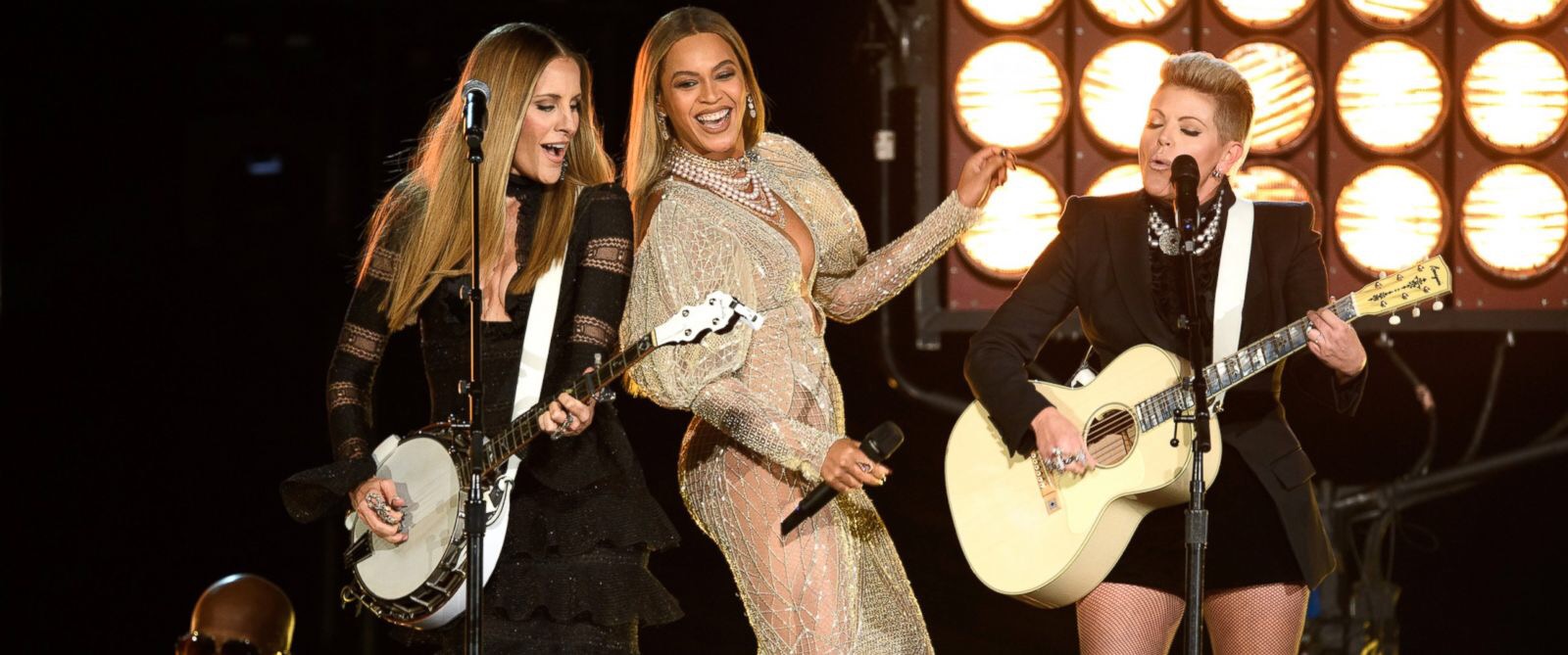 Foto: abcnews.go.com Las Dixie Chicks junto a Beyoncé